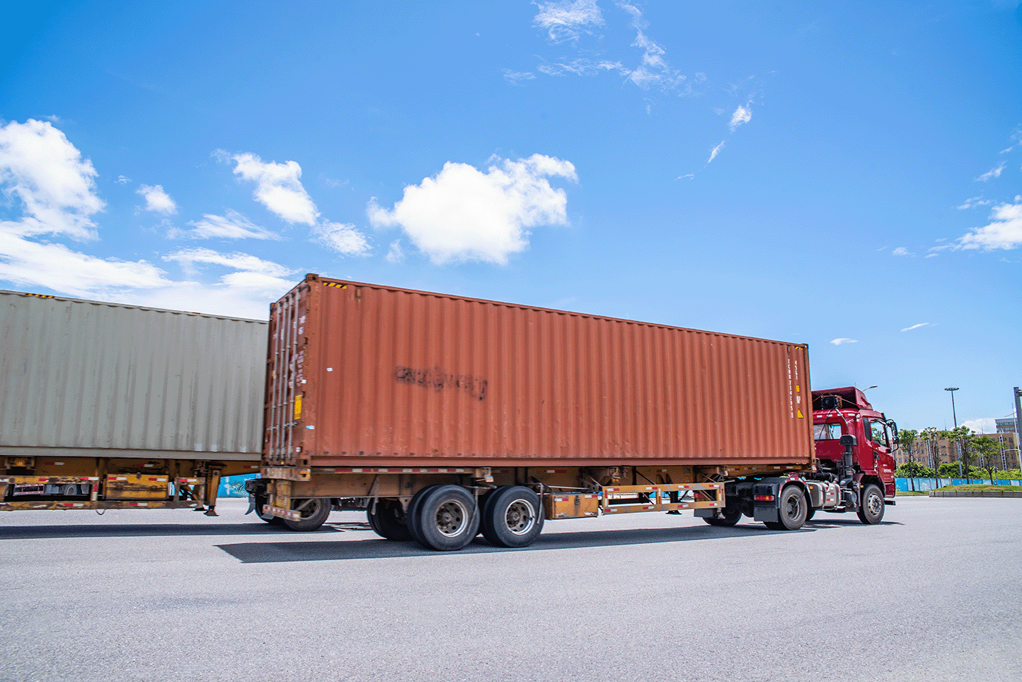 transport truck leaving an FTZ